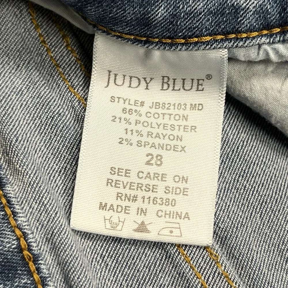 Judy Blue Women's Medium Wash High Rise Relaxed Fit Jeans Sz 7/28 Casual Comfort